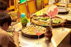 Evening Street-side Feast