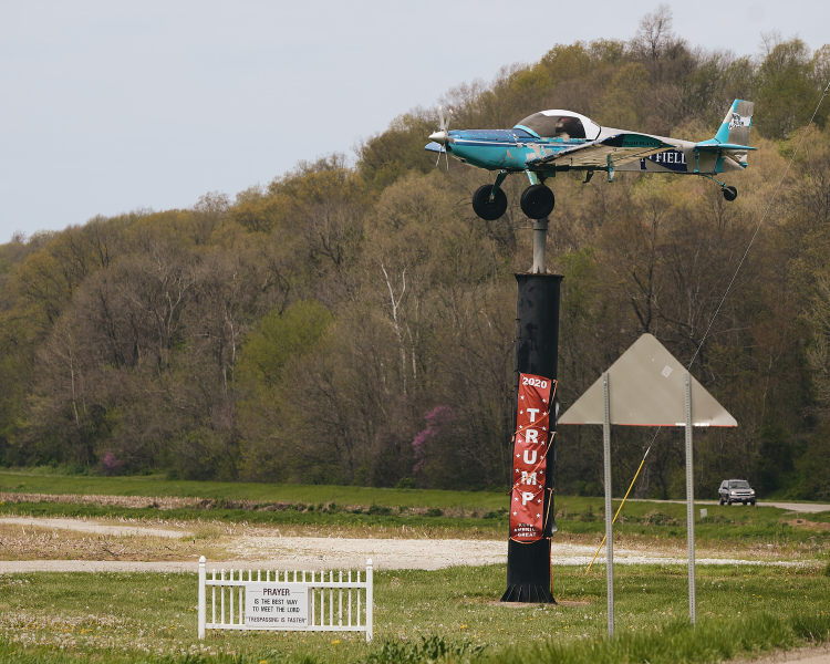 DSC_191515May-02-2020